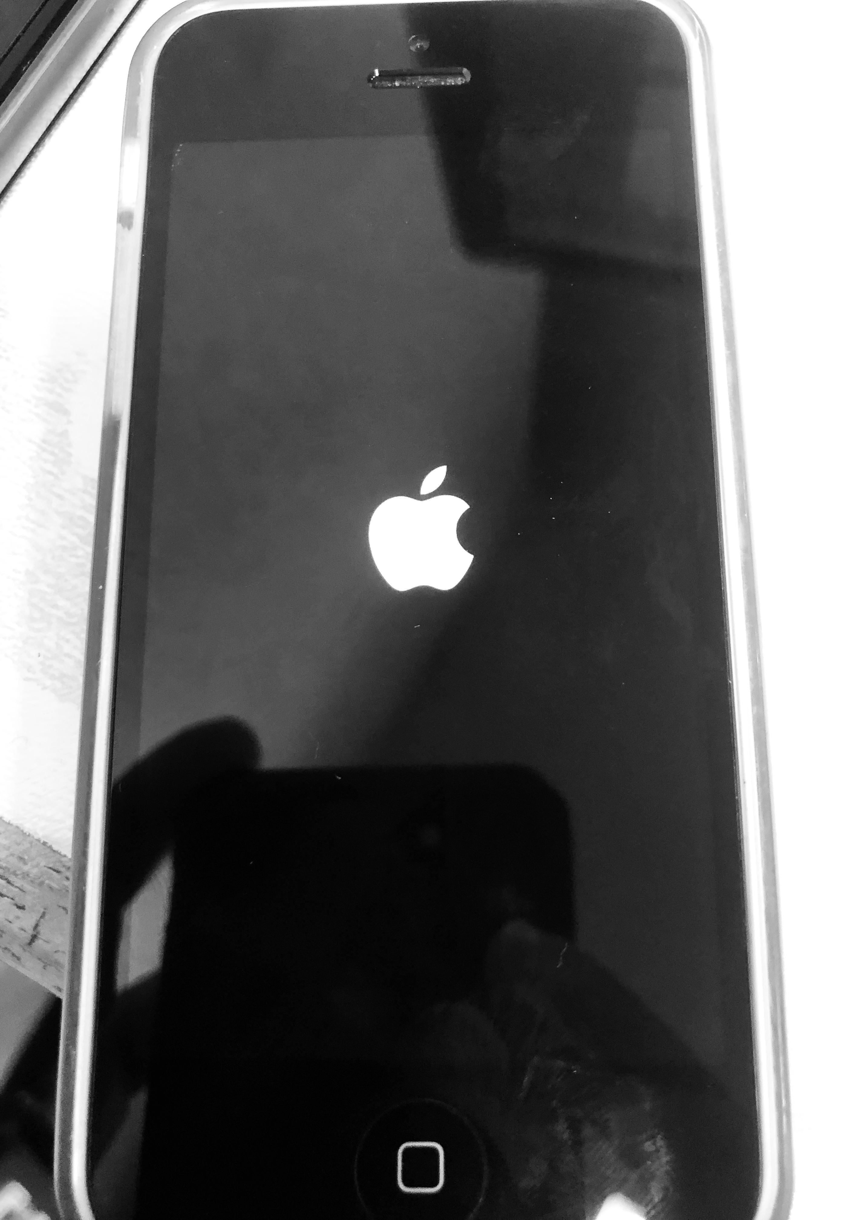 Iphoneのゴーストタッチについて ハロウィンとは関係あらず Iphone ゴーストタッチ 山梨県で格安simやiphone 修理ならモバイルコンサル